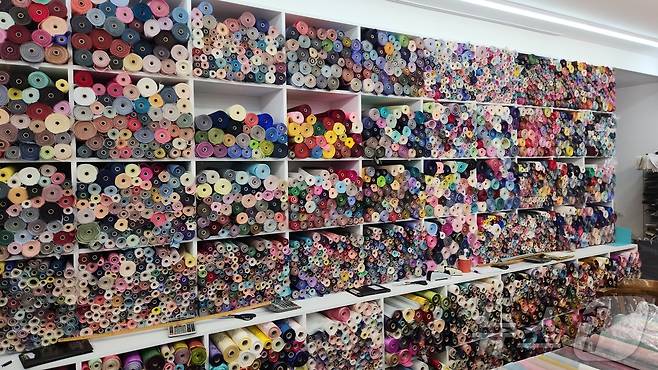 김혜경 여사가 최근 찾았던 광장시장 한복 판매점의 모습. ⓒ 뉴스1 이재상 기자