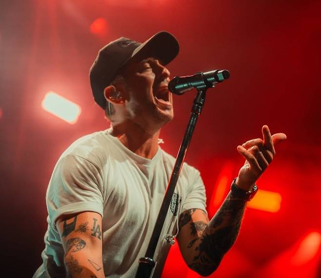 라이언 테더. 사진. | 라이언 테더 SNS