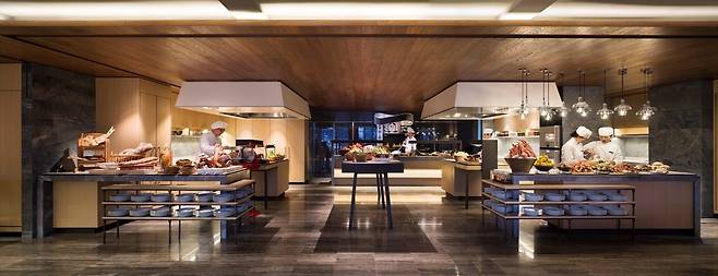 올봄 계절 한정 미식을 제안하는 타볼로 24