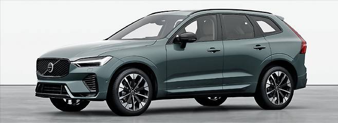 수입 중형 스포츠유틸리티차량(SUV) 시장의 강자인 볼보 XC 60. 볼보자동차코리아 제공