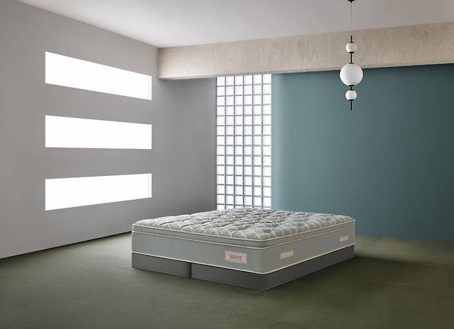 시몬스침대 뷰티레스트 '헨리' /사진제공=시몬스