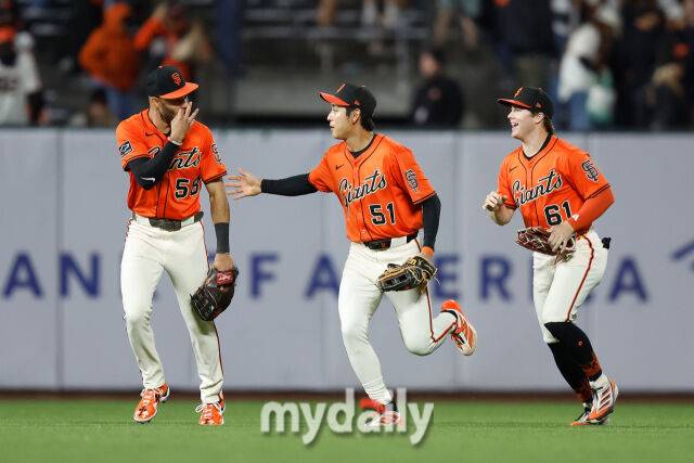 샌프란시스코 자이언츠 이정후(가운데)./게티이미지코리아