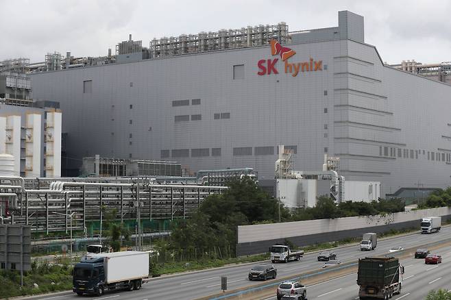 경기도 이천에 위치한 SK하이닉스 본사 전경. 뉴스1