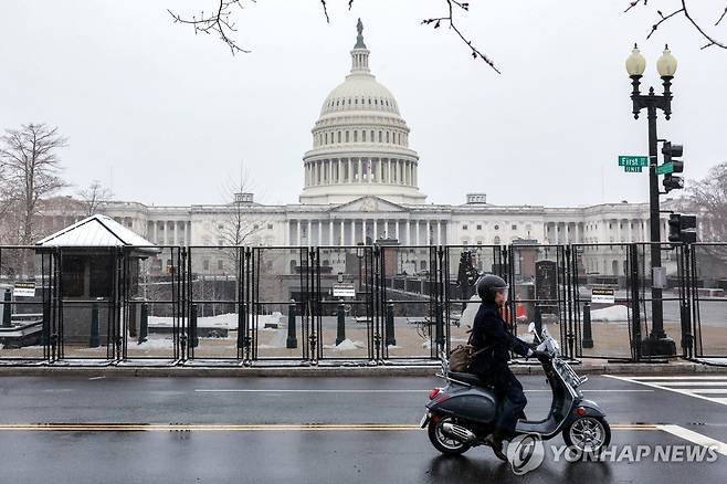 트럼프 대통령의 국정연설 앞둔 미 연방의회 의사당 [로이터 연합뉴스 자료사진]