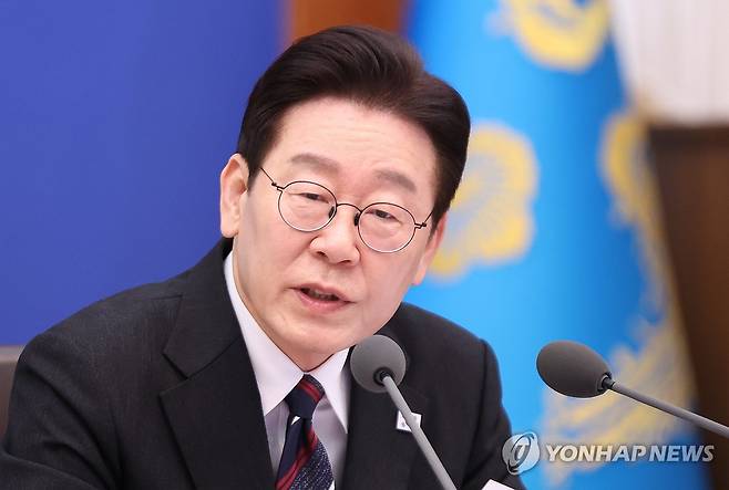 이재명 대통령, 국무회의 주재 (서울=연합뉴스) 한상균 기자 = 이재명 대통령이 24일 청와대에서 열린 국무회의에서 발언하고 있다. 2026.2.24 [청와대통신사진기자단] xyz@yna.co.kr