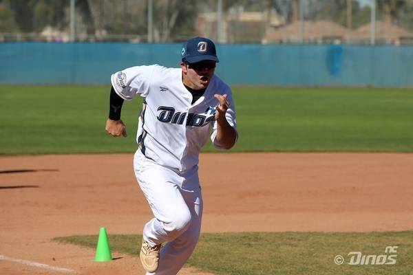 NC 다이노스 오장한이 주루 플레이를 하고 있다. /NC 다이노스