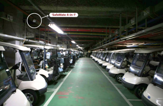 충남 소재 골프장 카트 충전시설 내부 전경. 천장에 SafeMate 4-in-1이 설치돼 있다. (사진=엘디티)