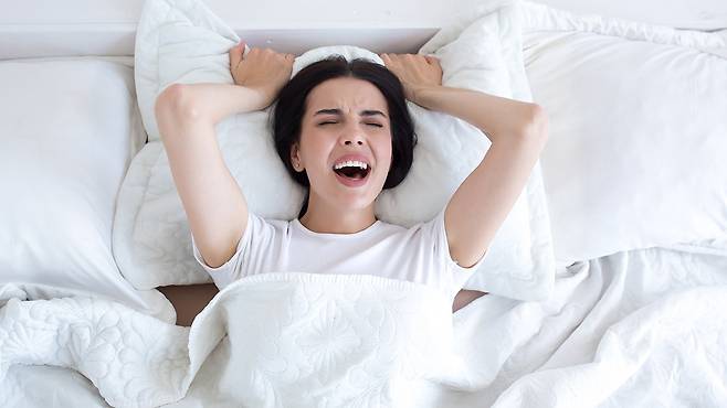 50세 이후 렘수면 행동 장애가 나타날 경우 파킨슨병 발병 가능성이 훨씬 높은 것으로 나타났다｜출처: 게티이미지뱅크