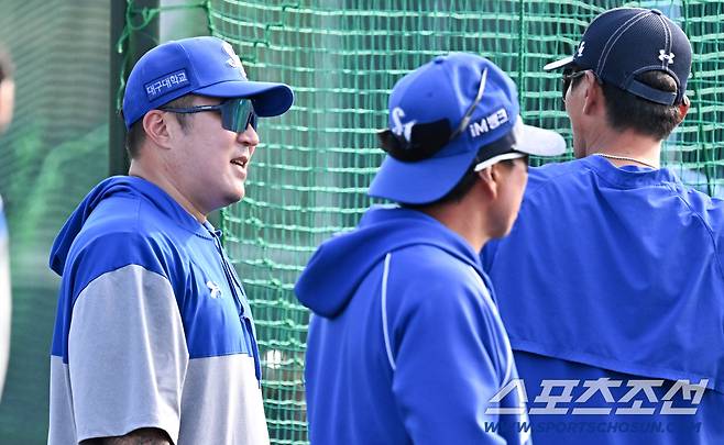 20일 일본 오키나와 온나손 아카마 구장에서 열린 대한민국 야구 대표팀과 삼성 라이온즈의 평가전, 최형우가 훈련을 하고 있다. 오키나와(일본)=박재만 기자 pjm@sportschosun.com./2026.02.20/