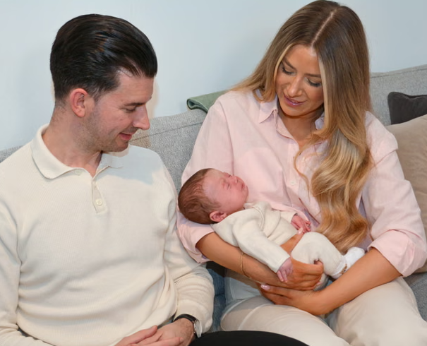 영국에서 뇌사 기증자의 자궁을 이식받은 여성이 아이를 낳은 첫 사례가 보고됐다. 사진=가디언