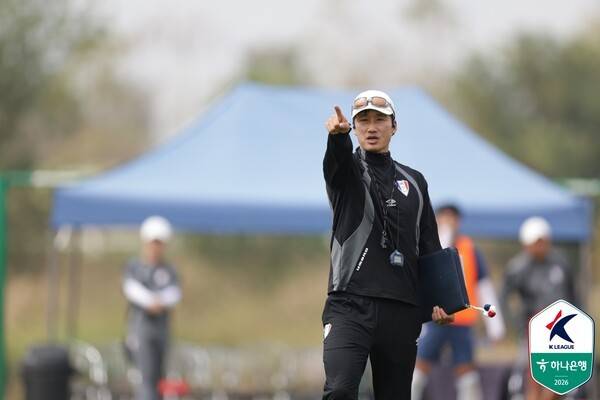 수원삼성 이정효 감독. /사진=한국프로축구연맹