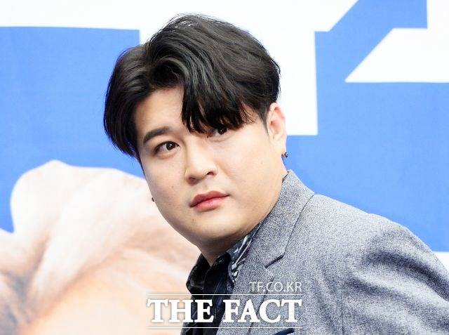 그룹 슈퍼주니어 멤버 신동이 돈 문제로 인해 부모와 절연했다고 밝혔다. /더팩트 DB