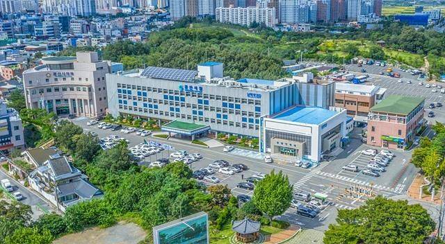 경산시청 전경