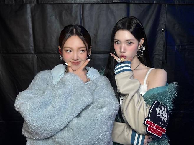 효연과 주은의 민트 시밀러룩. 인스타그램 @heart2hearts