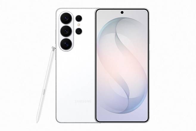 Galaxy S26 Ultra featuring the new white color [SAMSUNG ELECTRONICS]