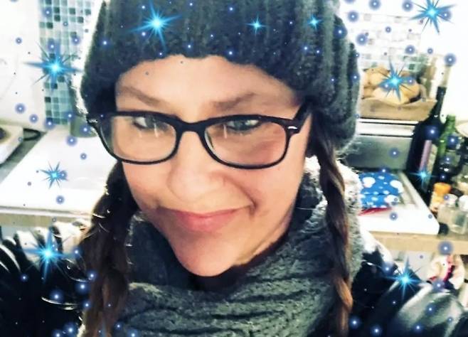 앤드루에게 버킹엄궁에서 마사지를 했다고 주장한 마사지사 모니크 지아넬로니. 페이스북