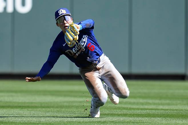 수비하는 김혜성. 스코츠데일 | AP연합뉴스