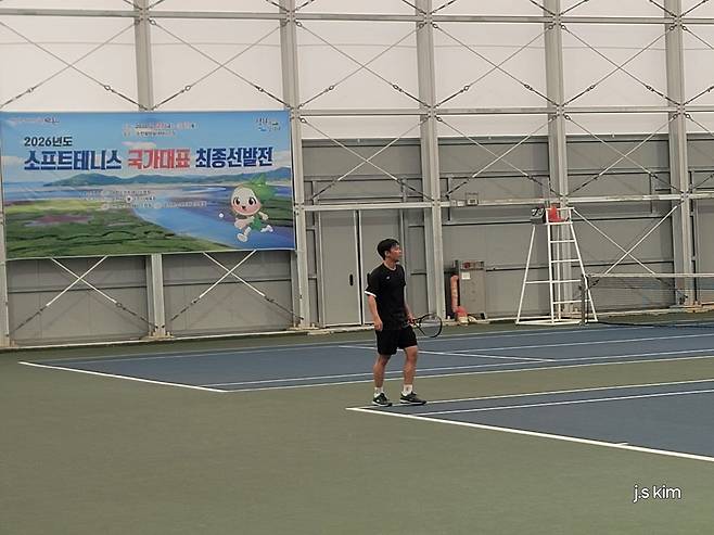 아이치-나고야 아시안게임에 출전할 소프트테니스 국가대표 선발전이 27일 전남 순천에서 막을 올려 3월 7일까지 열린다. 대한소프트테니스협회 제공