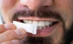 니코틴 파우치는 담뱃잎 대신 정제된 니코틴과 향료 등을 작은 파우치에 담은 무연 담배 제품이다./사진=ZYN UK