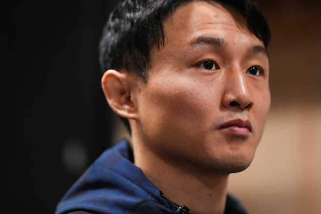 ‘코리안 슈퍼보이’ 최두호가 UFC 310 메인카드 제1경기 시작을 기다리고 있다. 사진=TKO