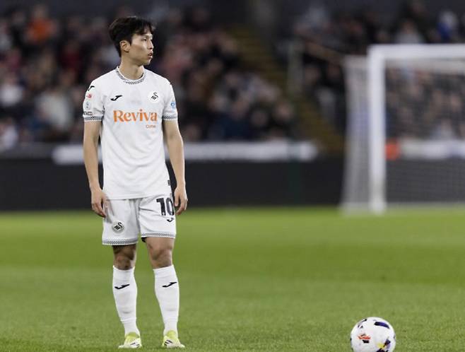 출처=엄지성 인스타그램