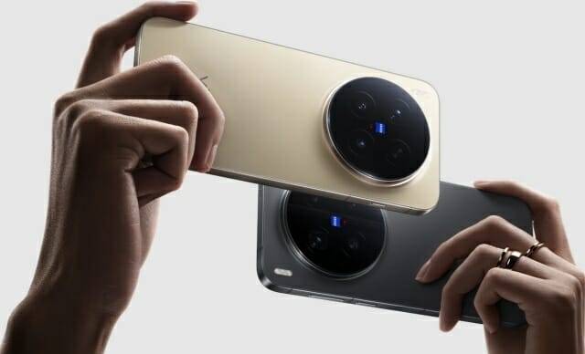 비보가 1만mAh 배터리를 탑재한 스마트폰을 테스트 중이라는 소식이 나왔다. 사진은 비보 X300 시리즈 (사진=비보 홈페이지)