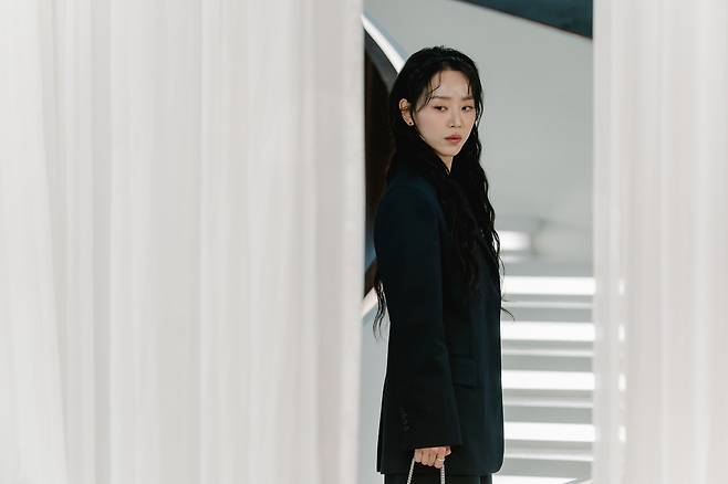 넷플릭스 시리즈 <레이디 두아>의 한 장면. 넷플릭스 제공