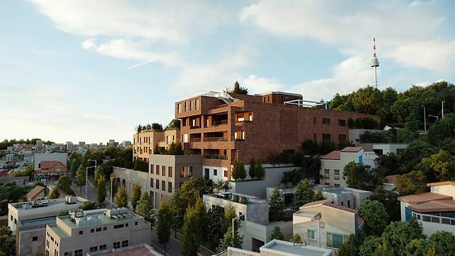 11년 정든 잠원동을 떠나 이태원 언덕에 새롭게 일군 120억원대 보금자리. 네이버부동산