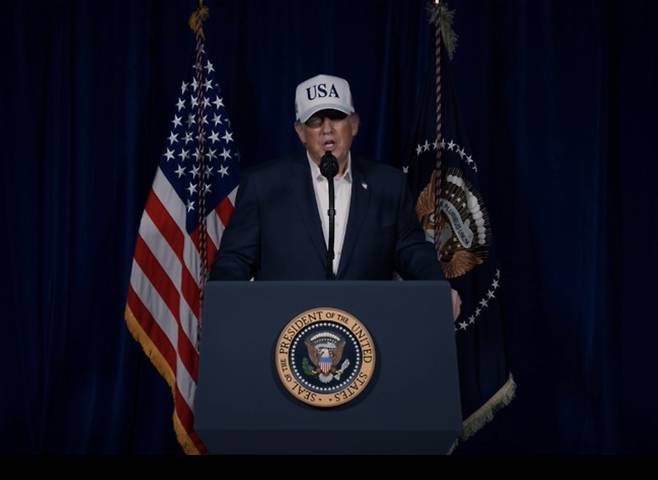 이란 공격 개시 발표하는 트럼프 대통령 [트럼프 대통령 트루스소셜]