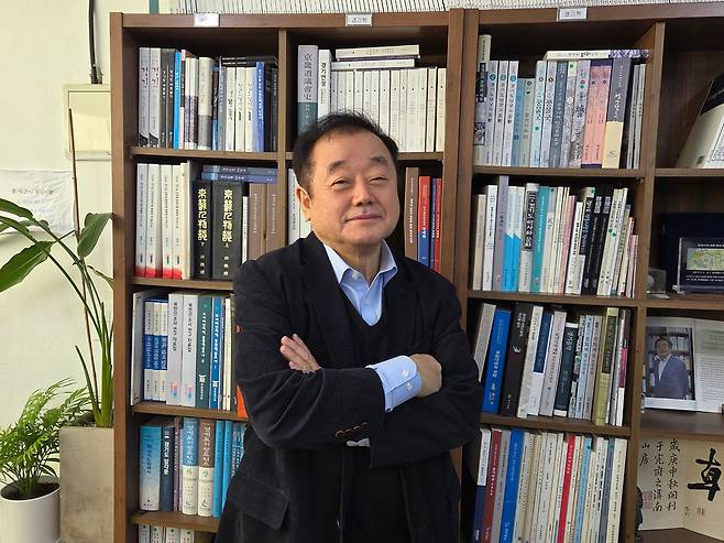 ▲ (사)역사문화콘텐츠연구원에서 강진갑 원장이 인천일보와 인터뷰를 했다.