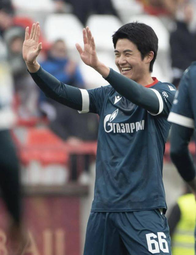 츠르베나 즈베즈다의 설영우. 즈베즈다 SNS 제공