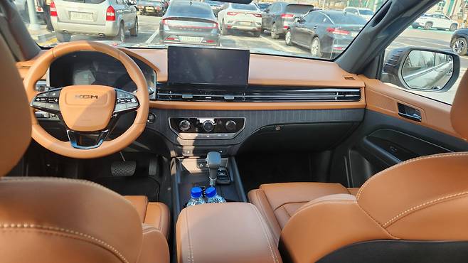 신형 무쏘 디젤 모델 내부모습. 김채빈 기자 chaebi@