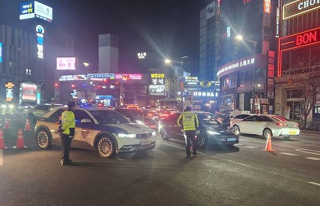 3.1절 특별단속을 진행하고 있는 모습. 충남경찰청 제공.