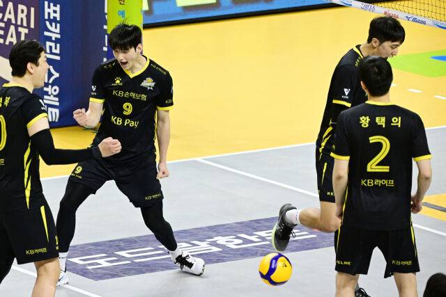 임성진이 득점을 올린 뒤 포효하고 있다. / 한국배구연맹(KOVO)