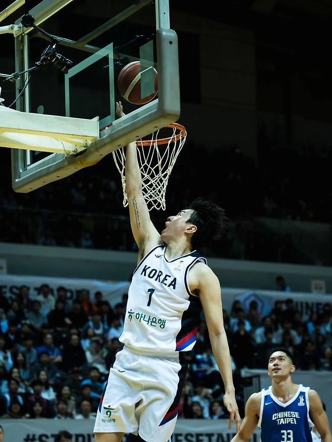 [서울=뉴시스] 한국 남자 농구 대표팀의 이현중. (사진 = FIBA 제공) *재판매 및 DB 금지