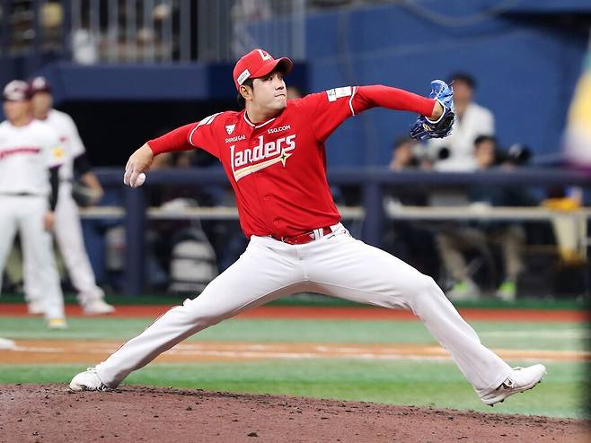 ▲ 올 시즌 SSG 불펜의 엄청난 예비 자원이 될 가능성을 가지고 있는 서진용 ⓒSSG랜더스