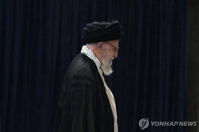 트럼프 대통령이 '사망' 발표한 이란 하메네이 [AP 연합뉴스 자료사진. 재판매 및 DB금지]