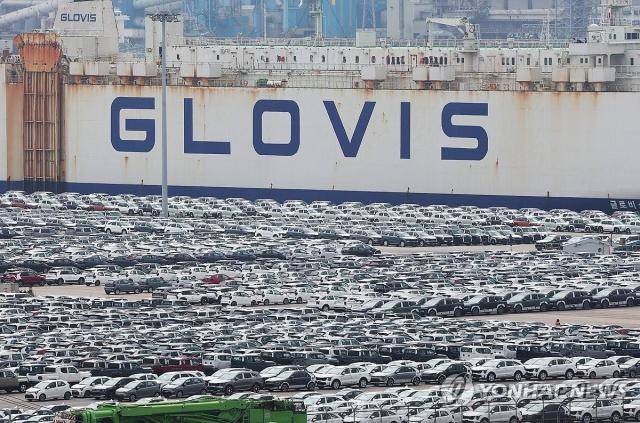 수출 대기 중인 자동차 모습이다. [사진=연합뉴스]