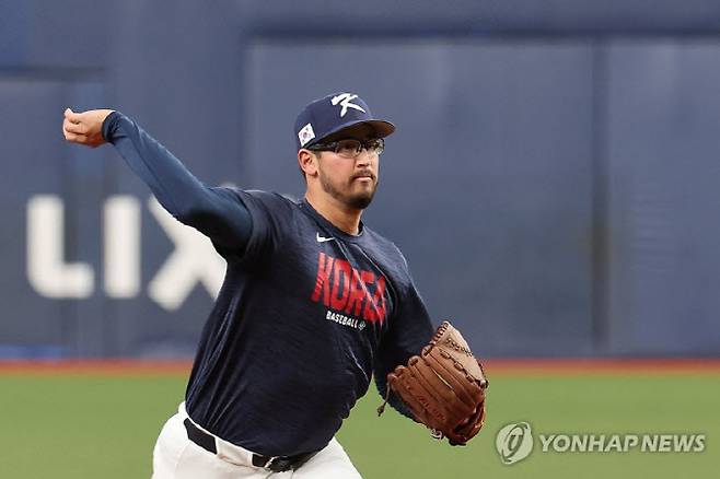 3일 오릭스 버팔로스와 평가전에 선발투수로 나서는 한국계 메이저리그 투수 데인 더닝. 사진=연합뉴스