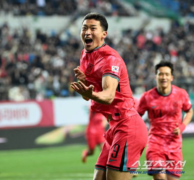 14일 대전월드컵경기장에서 열린 대한민국과 볼리비아의 A매치 평가전. 조규성이 후반 팀의 두번째 골을 터뜨리고 환호하고 있다. 대전=허상욱 기자wook@sportschosun.com/2025.11.14/