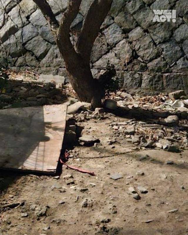 개를 도살한 사건이 벌어진 현장. 동물보호단체에 따르면 개를 기르던 흔적들이 남아 있었다. 동물보호단체 '위액트' 제공