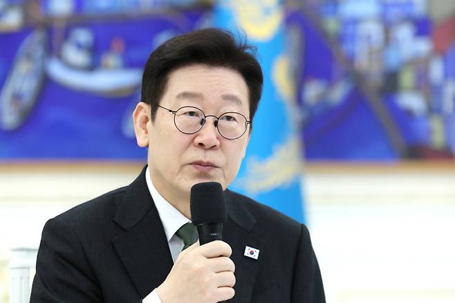 이재명 대통령이 지난 달 4일 청와대에서 열린 청년 일자리와 지방투자 확대를 위한 기업간담회에서 발언하고 있다. 연합뉴스