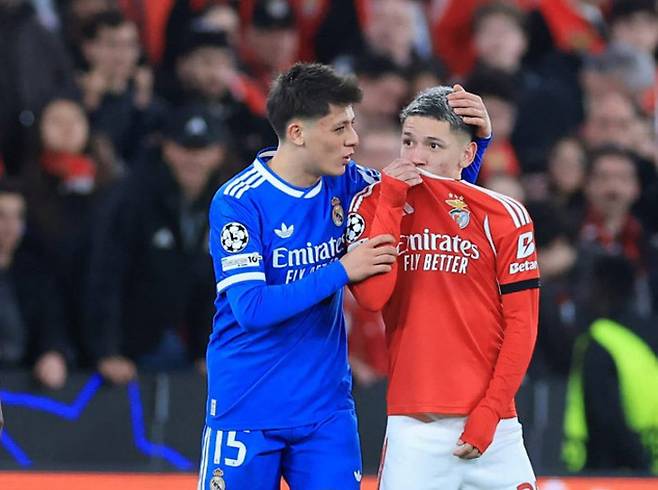 벤피카의 잔루카 프레스티아니(오른쪽). AFP연합뉴스