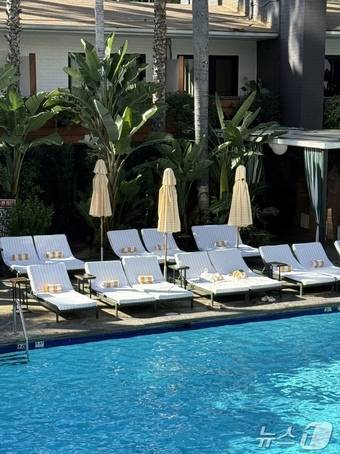 여느 휴양지 부럽지 않은 여유러운 수영장 풍경ⓒ 뉴스1 윤슬빈 관광전문기자