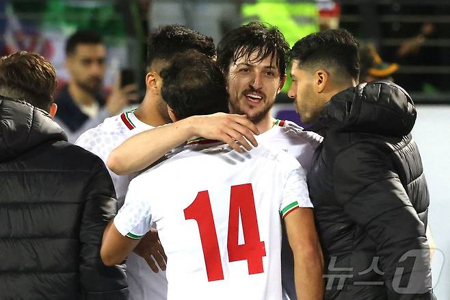 이란 축구선수들 ⓒ AFP=뉴스1