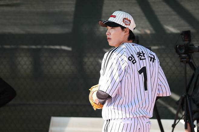 LG 임찬규가 미국 애리조나 스코츠데일에서 진행한 스프링캠프서 훈련에 임하고 있다. 사진 | LG 트윈스