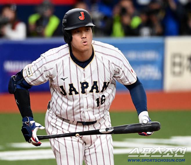 2일 일본 오사카 교세라돔에서 열린 WBC(월드베이스볼클래식) 일본 대표팀과 오릭스 버팔로스의 경기, 3회초 오타니가 파울 타구를 날리고 있다. 오사카(일본)=허상욱 기자wook@sportschosun.com/2026.03.02/