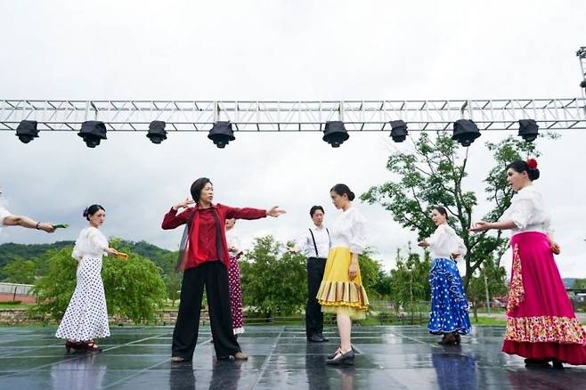 영화 '매드 댄스 오피스' 스틸 컷