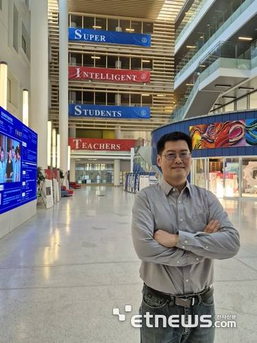 허쉬밍 상하이과기대 정보과학기술대학(SIST) 부학장. 그는 중국 정부의 전폭 지원 아래 국내 과학기술 교육·연구 인프라가 확립되면서, 양과 질을 겸비한 인재 양성이 이어지고 성과 창출로도 연결된다고 강조했다. 사진=김영준 기자