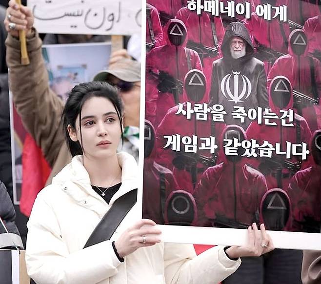 미스 이란 출신 모델 호다 니쿠. 사진 인스타그램 캡처